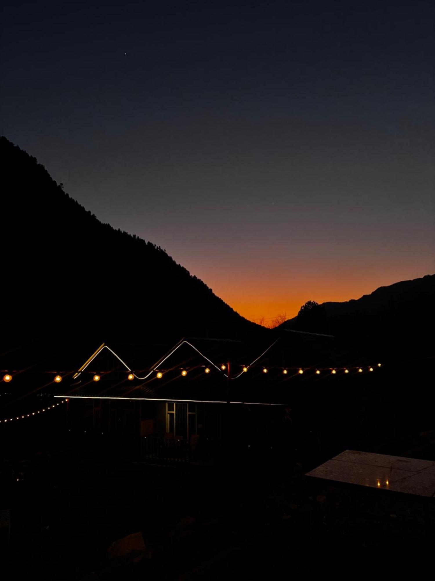 Jumboz Cabin Kasol Eksteriør bilde